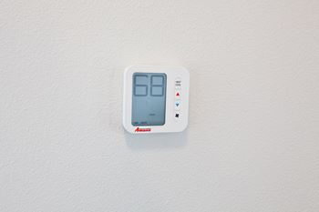 Electronic thermostats help improve energy efficiency